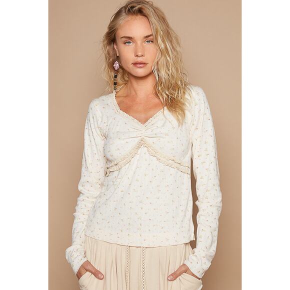 POL Small Floral Print V-Neck Twisted Front Design Long Sleeves T-Shirt | Cream - Picture 3 of 6